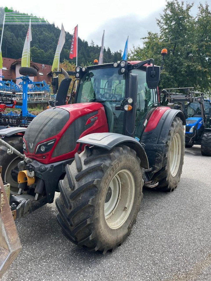 Valtra n154e direct Direct - Трактор: снимка 1 Valtra n154e direct Direct - Трактор: снимка 1