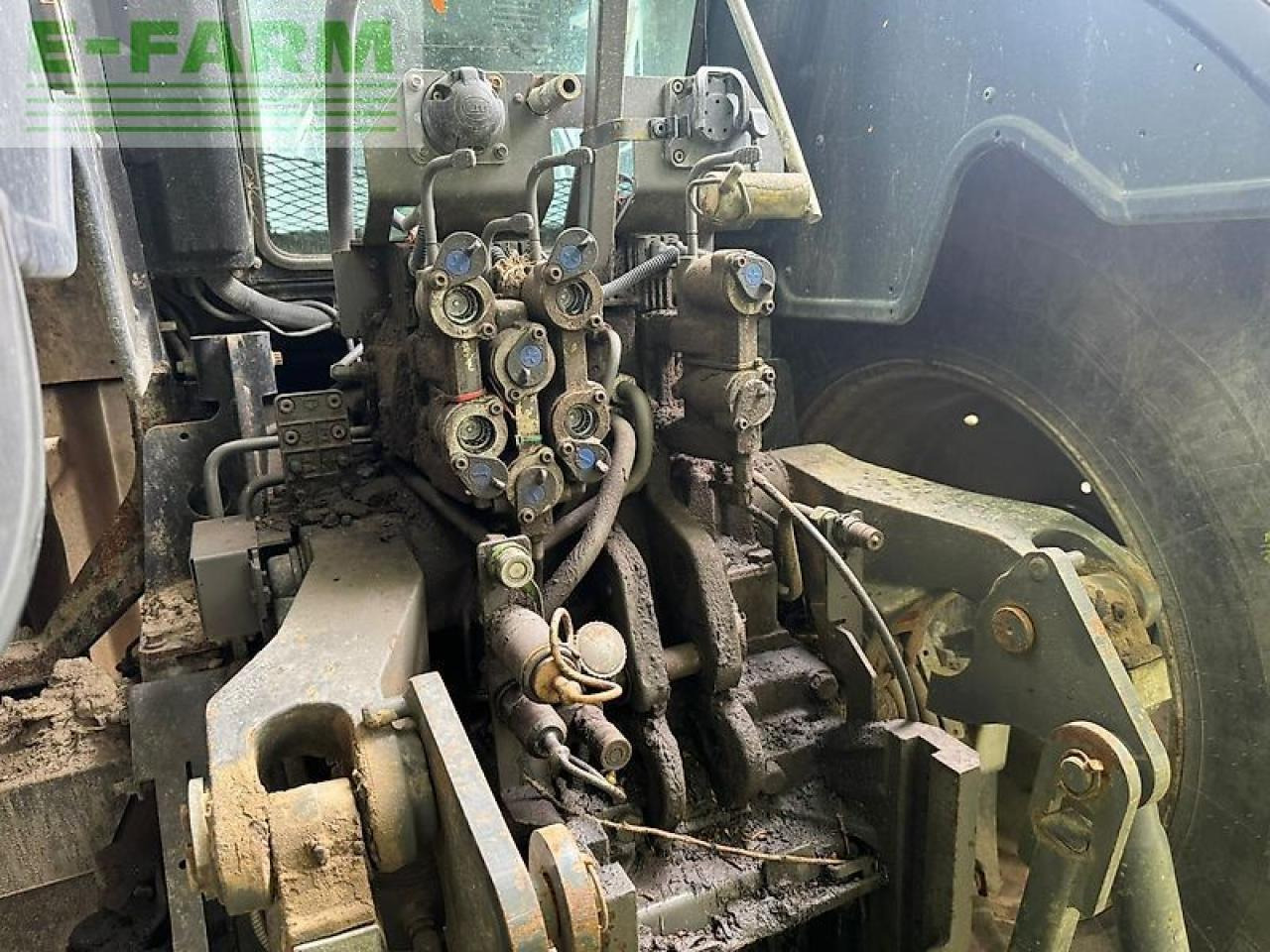 Valtra s262 - Трактор: снимка 5 Valtra s262 - Трактор: снимка 5