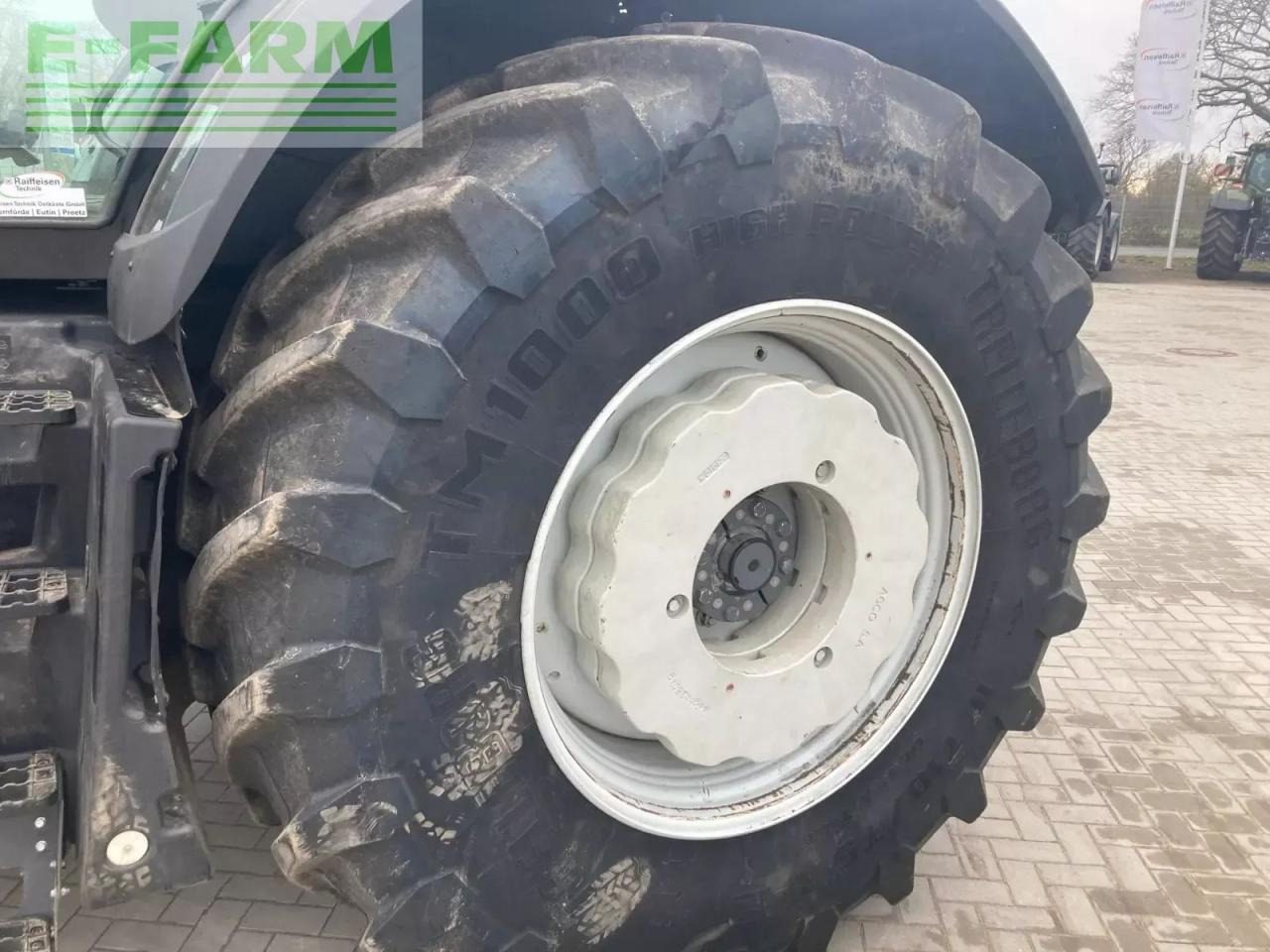 Valtra s374 smarttouch - Трактор: снимка 5 Valtra s374 smarttouch - Трактор: снимка 5