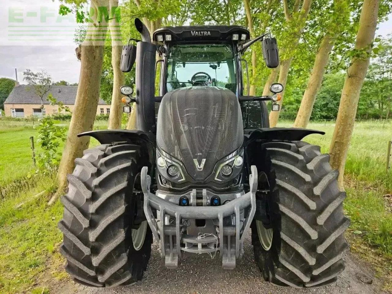 Valtra s394 smarttouch twintrac s274 s294 s324 s354 s374 fendt agco - Трактор: снимка 5 Valtra s394 smarttouch twintrac s274 s294 s324 s354 s374 fendt agco - Трактор: снимка 5