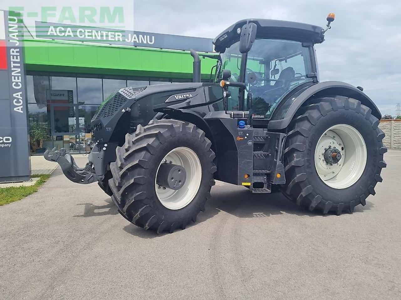 Valtra s394 (stufe v) - Трактор: снимка 2 Valtra s394 (stufe v) - Трактор: снимка 2