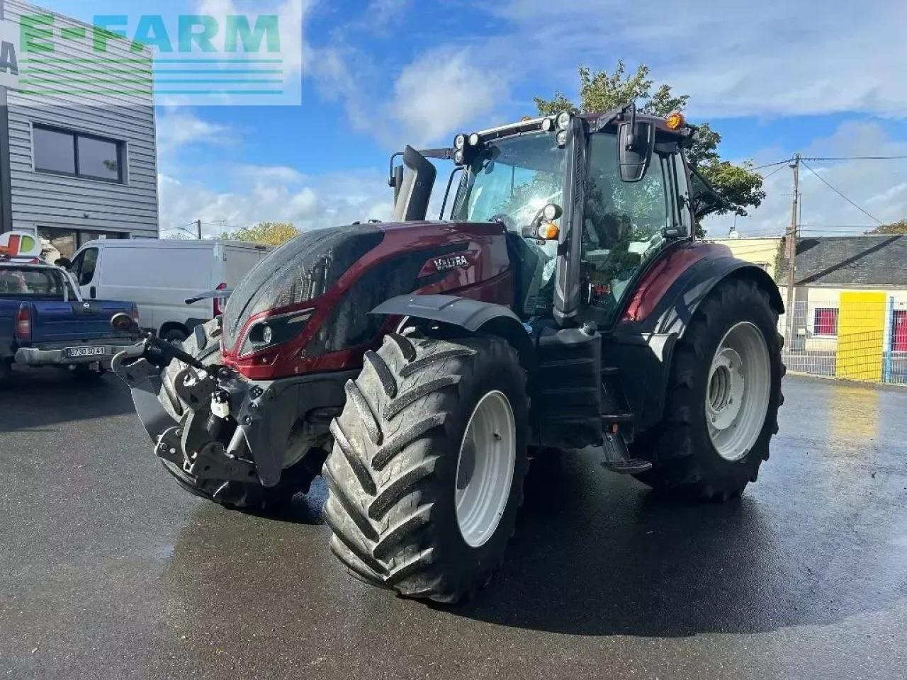 Valtra t 214 v smarttouch - Трактор: снимка 1 Valtra t 214 v smarttouch - Трактор: снимка 1