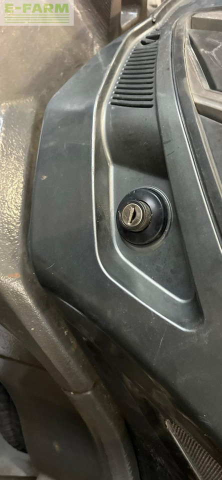 Valtra t 234 d smarttouch - Трактор: снимка 2 Valtra t 234 d smarttouch - Трактор: снимка 2