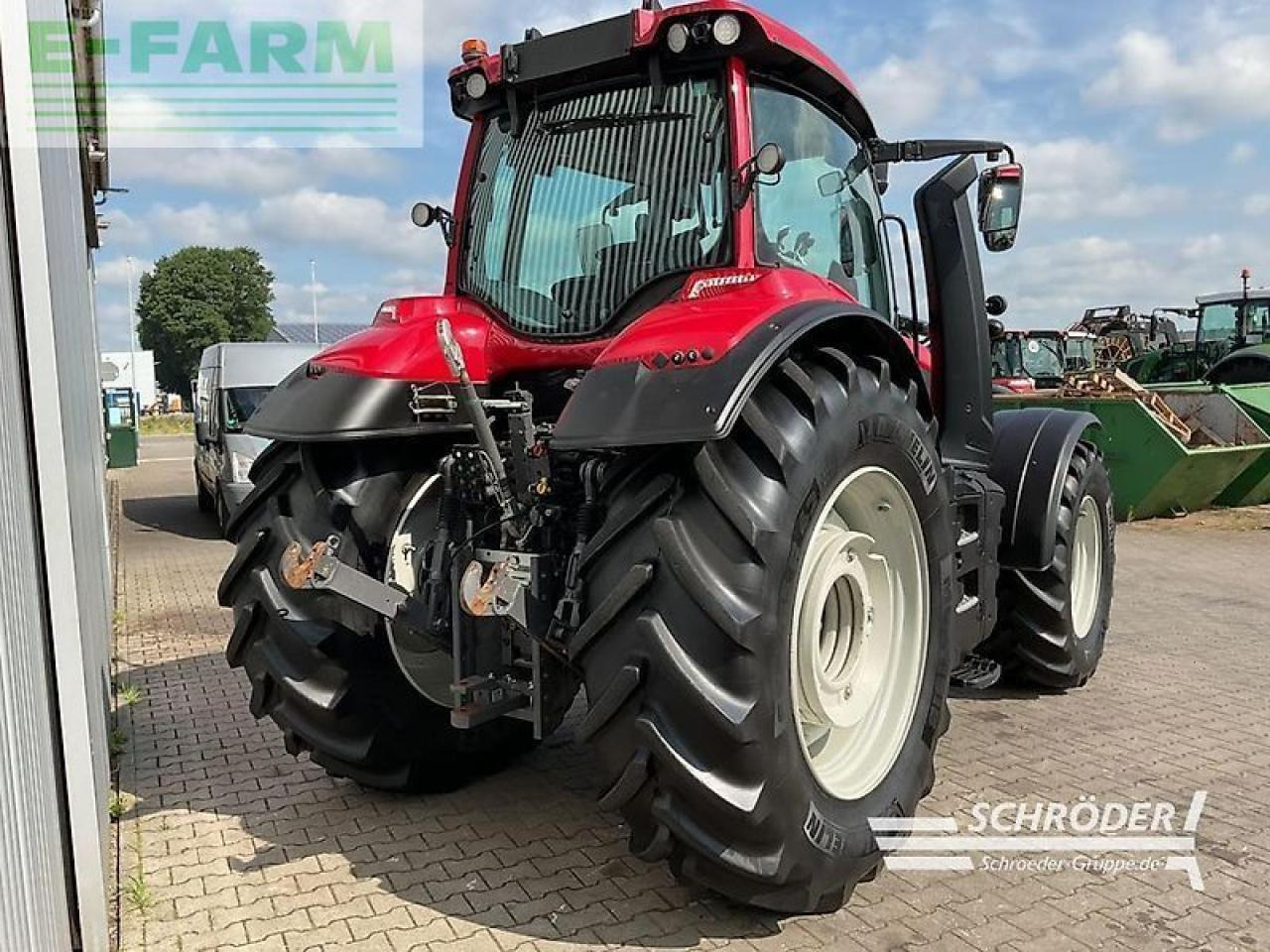 Valtra t 235 a - Трактор: снимка 3 Valtra t 235 a - Трактор: снимка 3