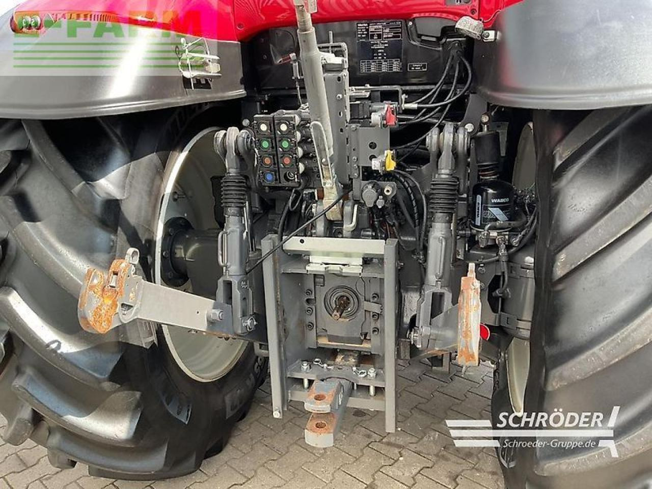 Valtra t 235 a - Трактор: снимка 4 Valtra t 235 a - Трактор: снимка 4