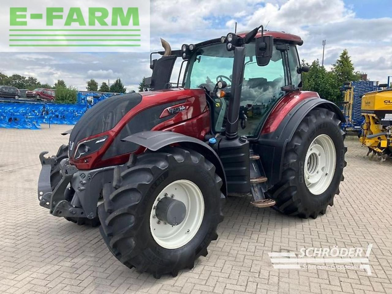 Valtra t 254 v smarttouch - Трактор: снимка 1 Valtra t 254 v smarttouch - Трактор: снимка 1