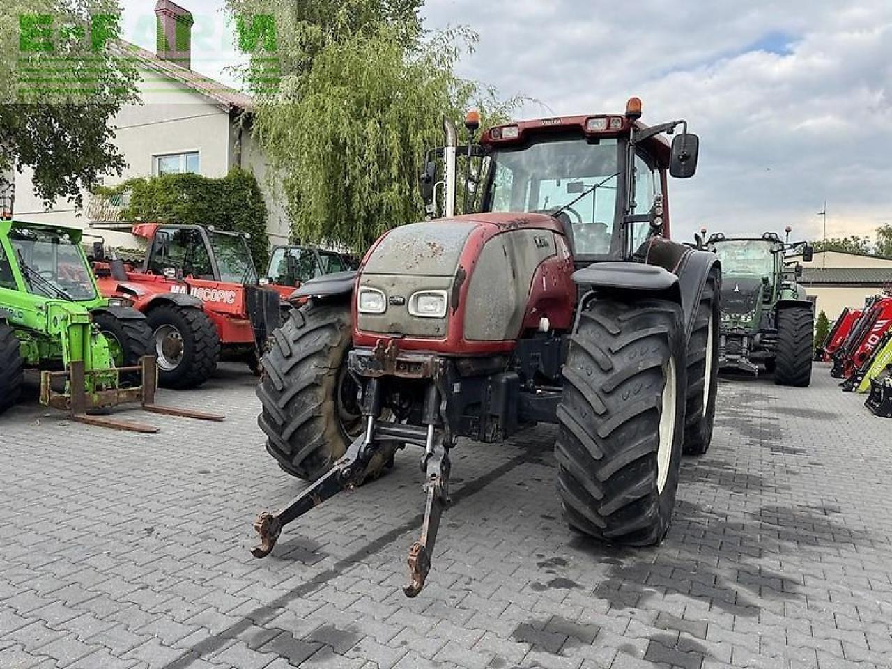 Valtra t160 hitech - Трактор: снимка 2 Valtra t160 hitech - Трактор: снимка 2