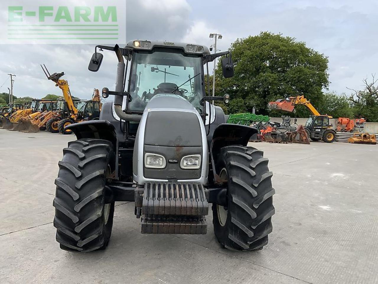 Valtra t160 twin track reverse drive tractor (st23284) - Трактор: снимка 3 Valtra t160 twin track reverse drive tractor (st23284) - Трактор: снимка 3