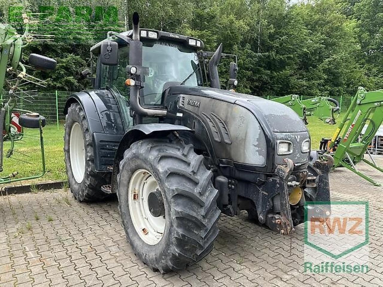 Valtra t202d - Трактор: снимка 2 Valtra t202d - Трактор: снимка 2