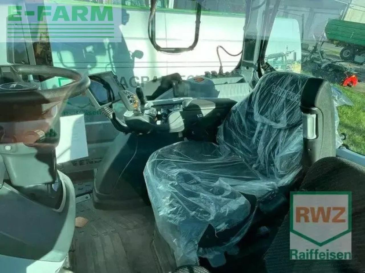 Valtra t215d - Трактор: снимка 4 Valtra t215d - Трактор: снимка 4