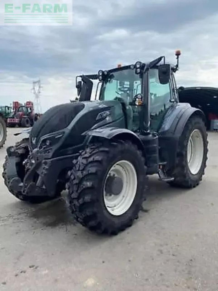 Valtra t234 versu Versu - Трактор: снимка 1 Valtra t234 versu Versu - Трактор: снимка 1