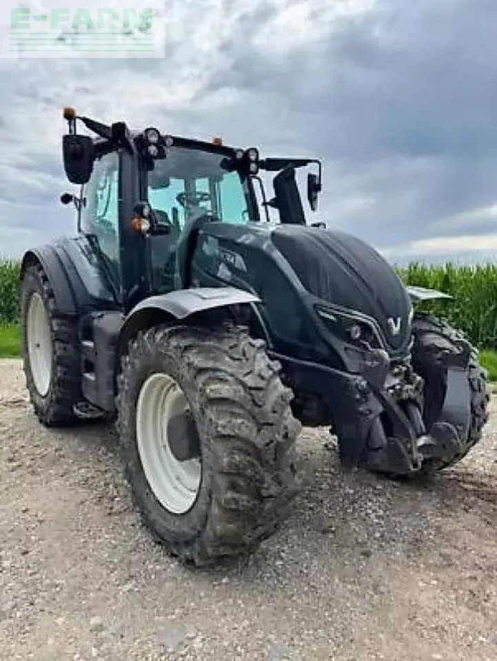 Valtra t234 versu Versu - Трактор: снимка 1 Valtra t234 versu Versu - Трактор: снимка 1