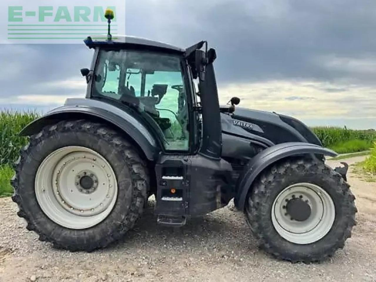 Valtra t234 versu Versu - Трактор: снимка 4 Valtra t234 versu Versu - Трактор: снимка 4