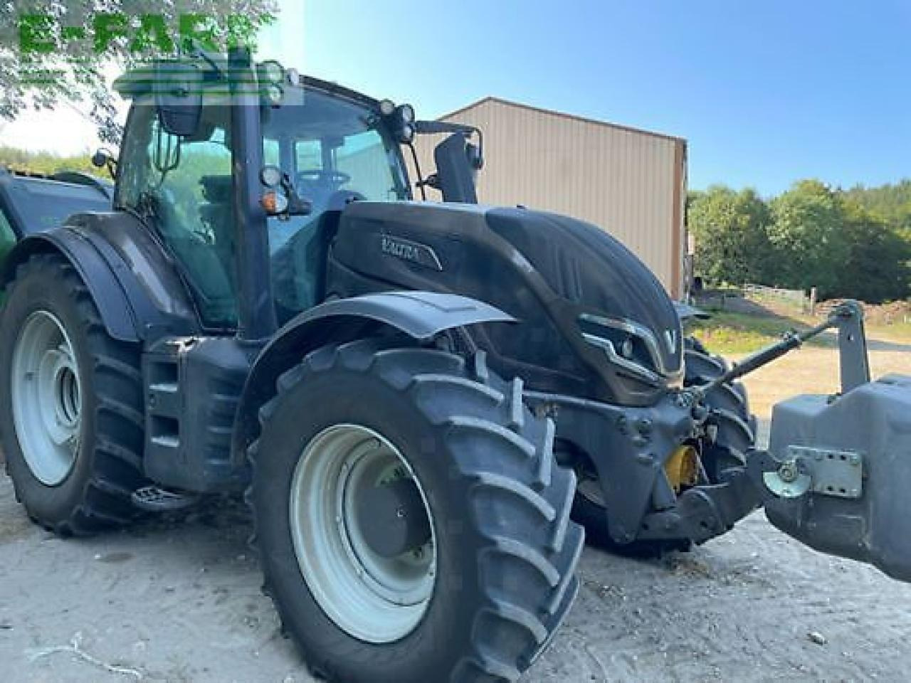 Valtra t235v - Трактор: снимка 1 Valtra t235v - Трактор: снимка 1