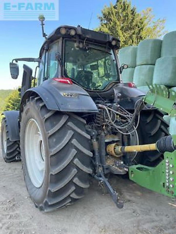 Valtra t235v - Трактор: снимка 3 Valtra t235v - Трактор: снимка 3