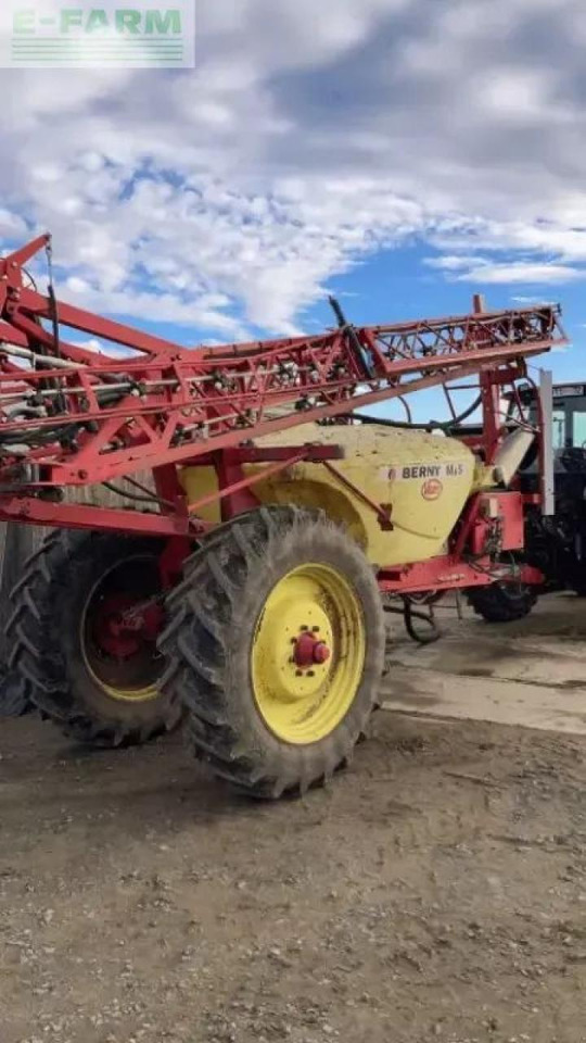 Vicon pk 70a24 - Прикачна пръскачка: снимка 1 Vicon pk 70a24 - Прикачна пръскачка: снимка 1