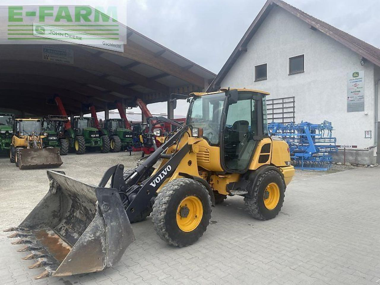 Volvo l 25f - Мини багер: снимка 1 Volvo l 25f - Мини багер: снимка 1