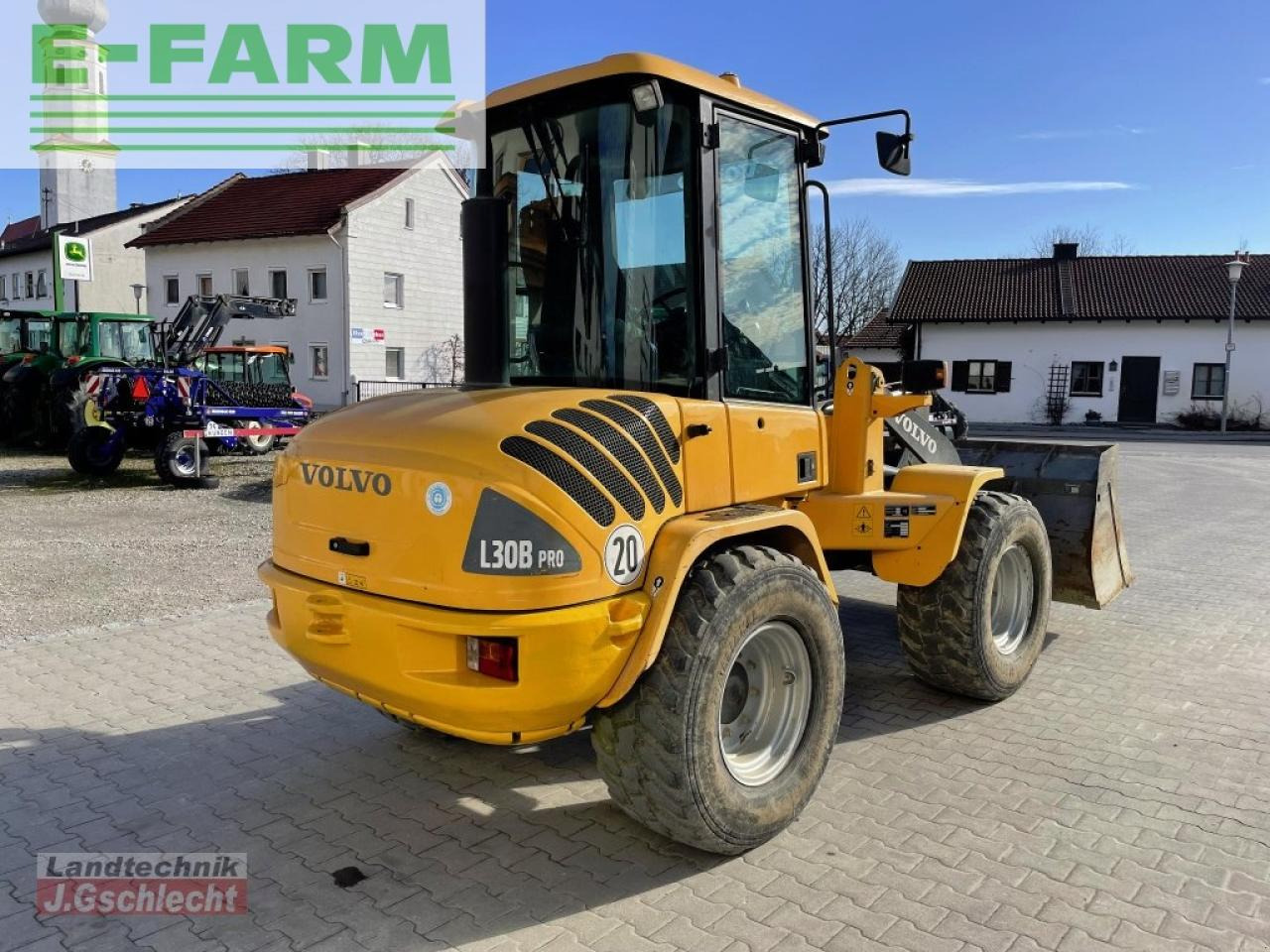 Volvo l 30b pro - Мини багер: снимка 4 Volvo l 30b pro - Мини багер: снимка 4