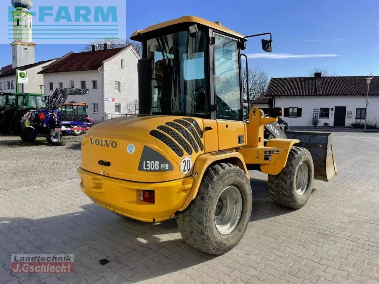 Volvo l 30b pro - Мини багер: снимка 4 Volvo l 30b pro - Мини багер: снимка 4