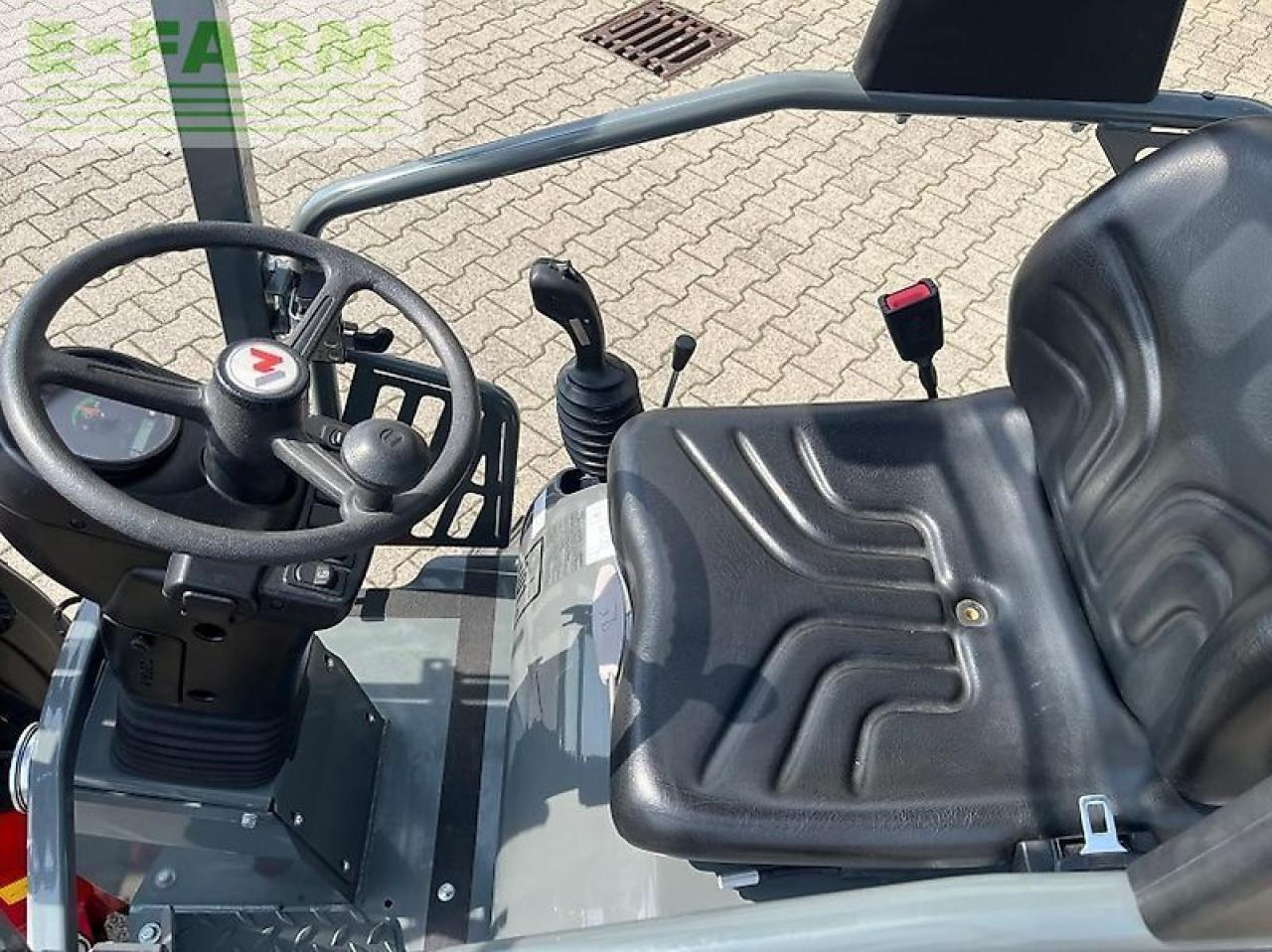 Weidemann 1140 - Мини багер: снимка 5 Weidemann 1140 - Мини багер: снимка 5