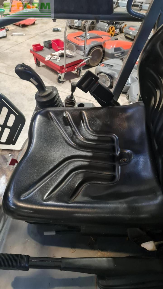 Weidemann 1280 - Мини багер: снимка 5 Weidemann 1280 - Мини багер: снимка 5