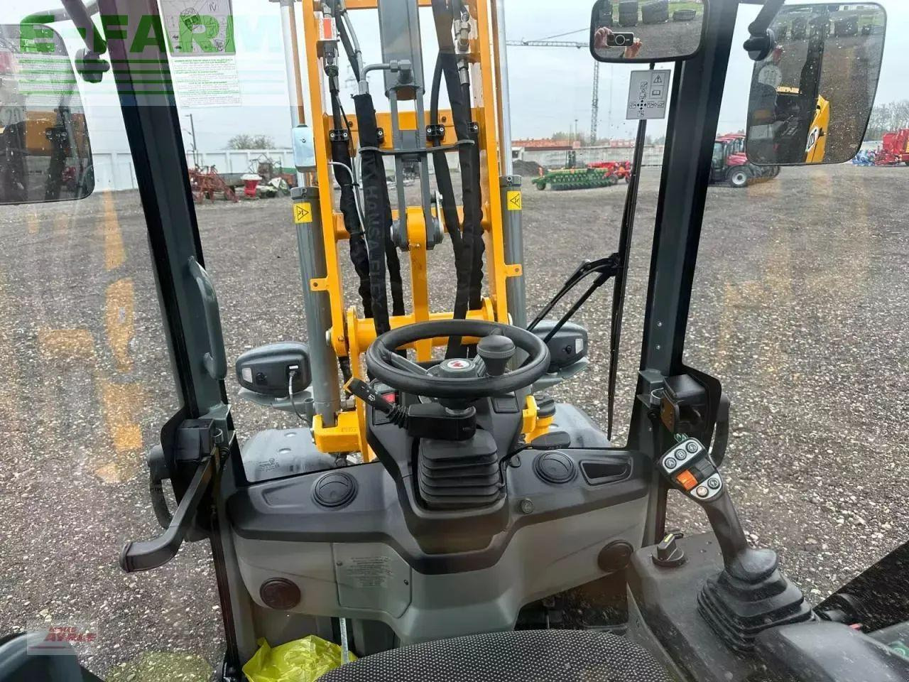 Колесен товарач Weidemann 1390: снимка 8