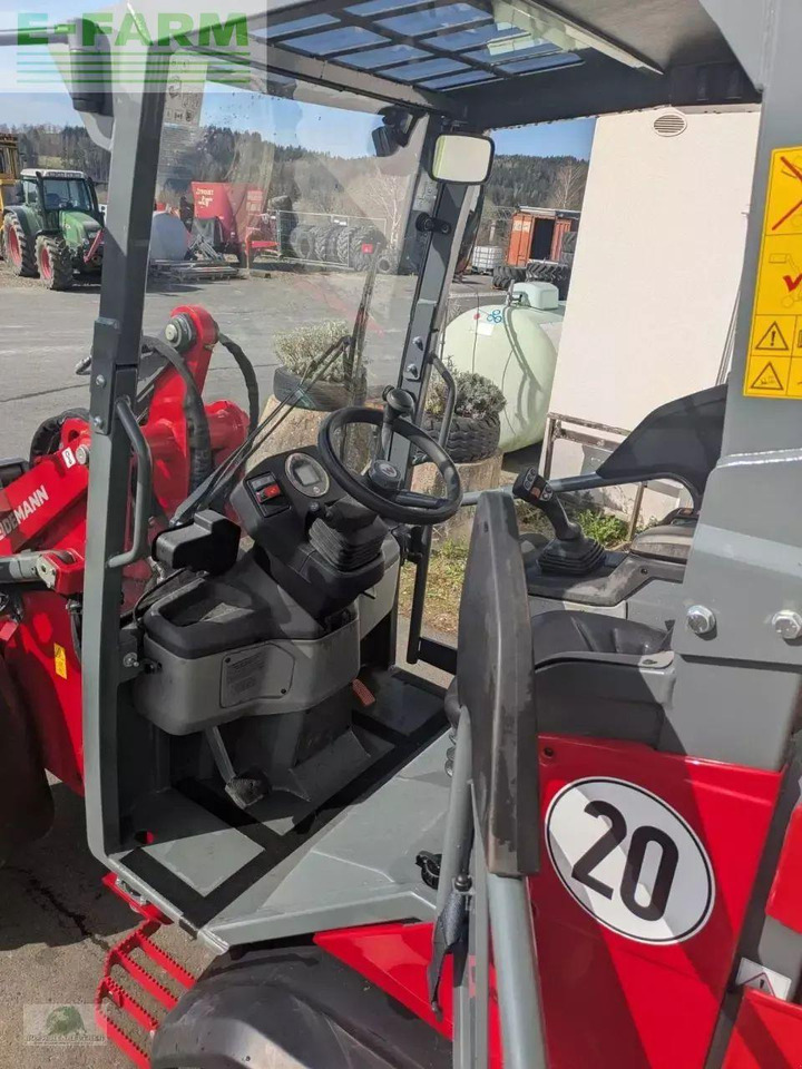 Колесен товарач Weidemann 1390: снимка 6