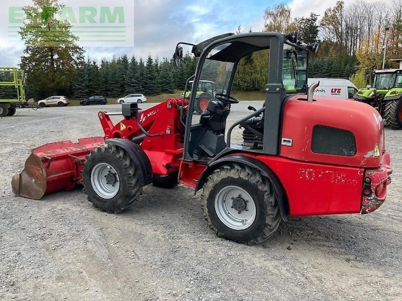 Weidemann gebr. 3070 cx 60 hoflader - Мини багер: снимка 3 Weidemann gebr. 3070 cx 60 hoflader - Мини багер: снимка 3