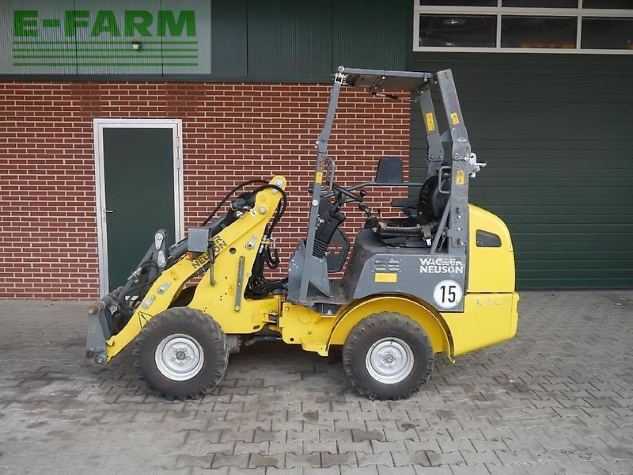 Weidemann wacker wl 20e - Мини багер: снимка 4 Weidemann wacker wl 20e - Мини багер: снимка 4