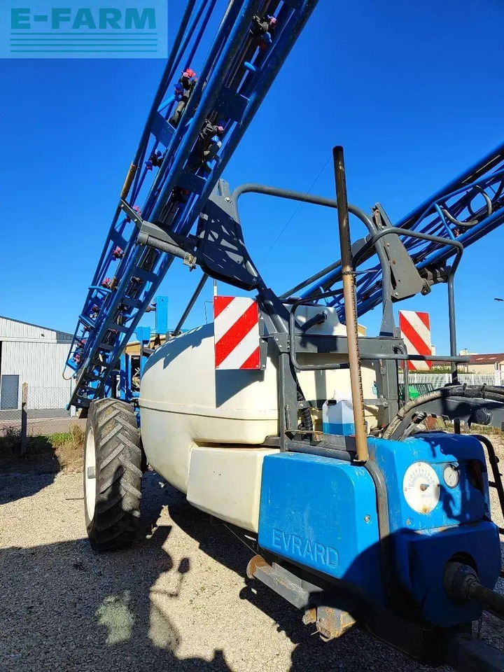 Meteor 3400 - Прикачна пръскачка: снимка 1 Meteor 3400 - Прикачна пръскачка: снимка 1