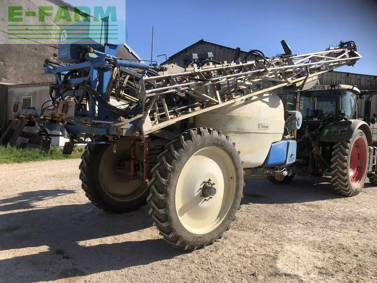 Meteor + 4100 - Прикачна пръскачка: снимка 3 Meteor + 4100 - Прикачна пръскачка: снимка 3