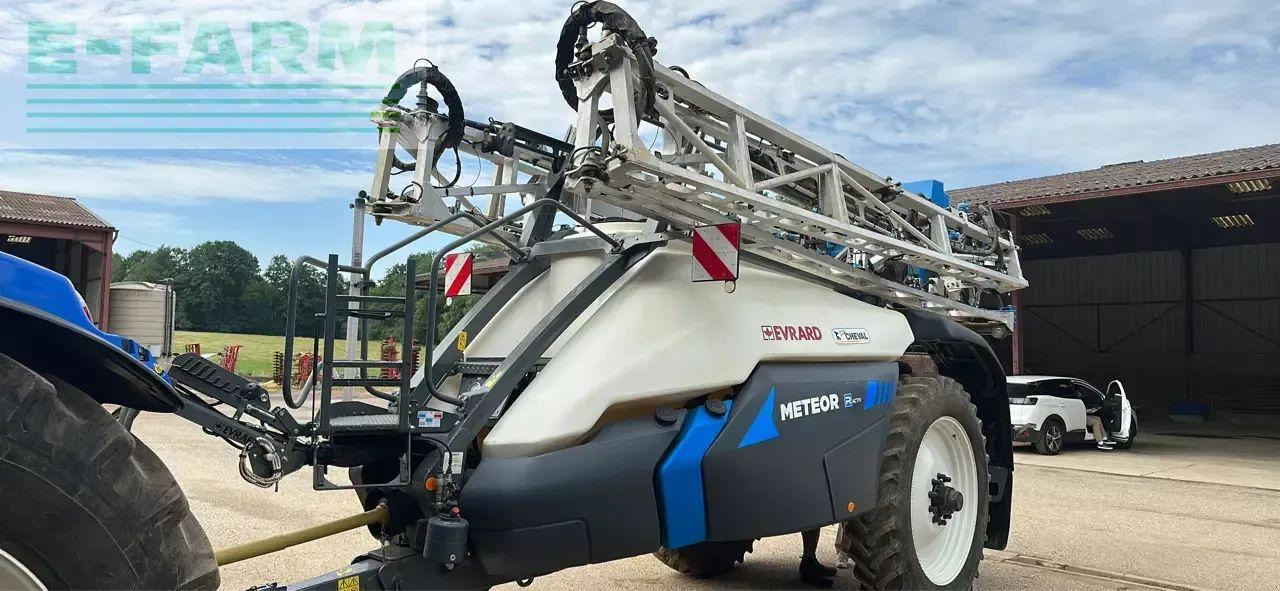 Meteor r activ 4200 - Прикачна пръскачка: снимка 3 Meteor r activ 4200 - Прикачна пръскачка: снимка 3