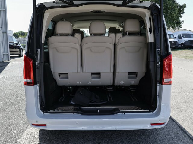 MERCEDES-BENZ EQV 300 Avantgarde Extralang,8Sitze,Leder beige - Пътнически бус, Електрически бус: снимка 2 MERCEDES-BENZ EQV 300 Avantgarde Extralang,8Sitze,Leder beige - Пътнически бус, Електрически бус: снимка 2