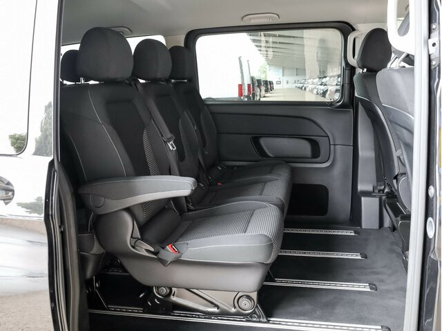 MERCEDES-BENZ EQV 300 Extralang,8Sitze,2elektr.Schiebetür,LED - Микробус, Електробус: снимка 5 MERCEDES-BENZ EQV 300 Extralang,8Sitze,2elektr.Schiebetür,LED - Микробус, Електробус: снимка 5