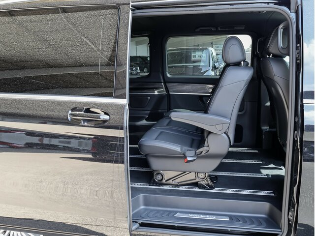 MERCEDES-BENZ EQV 300 Extralang,Avantgarde,8Sitze,2elektr.Tür - Микробус, Електробус: снимка 4 MERCEDES-BENZ EQV 300 Extralang,Avantgarde,8Sitze,2elektr.Tür - Микробус, Електробус: снимка 4