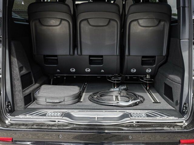 Пътнически бус, Електрически бус MERCEDES-BENZ EQV 300 Extralang,Avantgarde,8Sitze,2xelektr.Tür: снимка 26