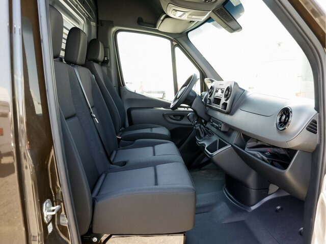 MERCEDES-BENZ Sprinter 311CDI KA,L2H2,Radio DAB,6 Gang - Товарен бус: снимка 4 MERCEDES-BENZ Sprinter 311CDI KA,L2H2,Radio DAB,6 Gang - Товарен бус: снимка 4