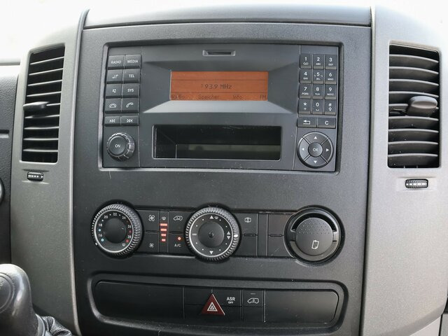 MERCEDES-BENZ Sprinter 316CDI DOKA,Allrad,AHK,Standhzg. - Брезентов бус, Бус с двойна кабина: снимка 5 MERCEDES-BENZ Sprinter 316CDI DOKA,Allrad,AHK,Standhzg. - Брезентов бус, Бус с двойна кабина: снимка 5