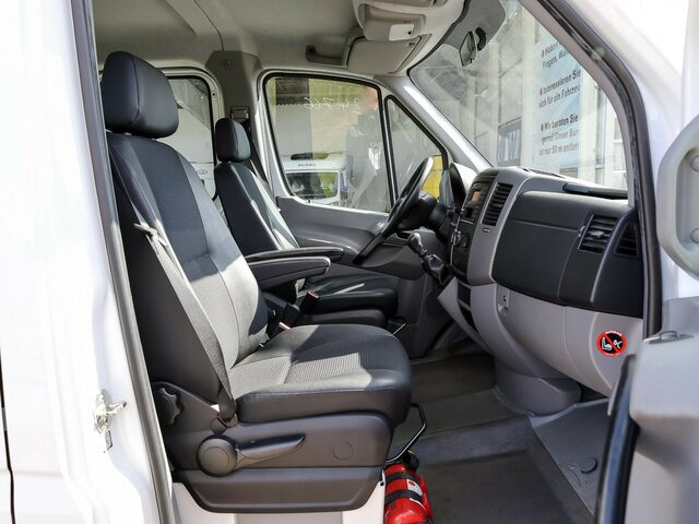 MERCEDES-BENZ Sprinter 316CDI DOKA,Allrad,AHK,Standhzg. - Брезентов бус, Бус с двойна кабина: снимка 2 MERCEDES-BENZ Sprinter 316CDI DOKA,Allrad,AHK,Standhzg. - Брезентов бус, Бус с двойна кабина: снимка 2