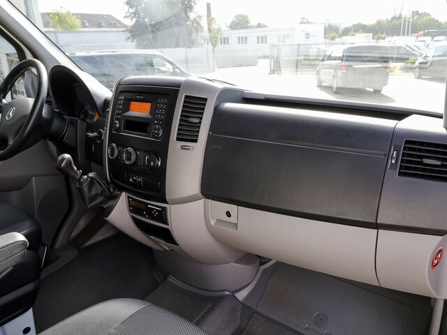 MERCEDES-BENZ Sprinter 316CDI DOKA,Allrad,AHK,TCO,Standhzg.... - Бордови бус, Бус с двойна кабина: снимка 3 MERCEDES-BENZ Sprinter 316CDI DOKA,Allrad,AHK,TCO,Standhzg.... - Бордови бус, Бус с двойна кабина: снимка 3