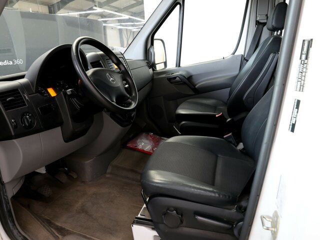 MERCEDES-BENZ Sprinter 316CDI DOKA,Allrad,AHK,TCO,Standhzg. - Бордови бус, Бус с двойна кабина: снимка 2 MERCEDES-BENZ Sprinter 316CDI DOKA,Allrad,AHK,TCO,Standhzg. - Бордови бус, Бус с двойна кабина: снимка 2
