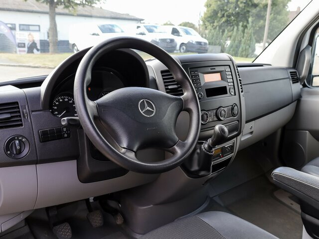 MERCEDES-BENZ Sprinter 316CDI DOKA,Allrad,AHK,TCO,Standhzg. - Брезентов бус, Бус с двойна кабина: снимка 4 MERCEDES-BENZ Sprinter 316CDI DOKA,Allrad,AHK,TCO,Standhzg. - Брезентов бус, Бус с двойна кабина: снимка 4