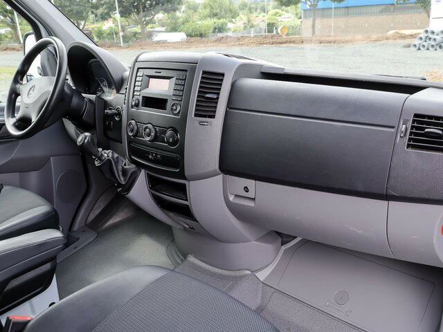 MERCEDES-BENZ Sprinter 316CDI DOKA,Allrad,Klima,Standhzg. - Брезентов бус, Бус с двойна кабина: снимка 3 MERCEDES-BENZ Sprinter 316CDI DOKA,Allrad,Klima,Standhzg. - Брезентов бус, Бус с двойна кабина: снимка 3