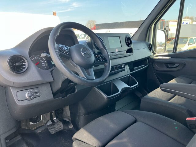 MERCEDES-BENZ Sprinter 317 CDI,3665mm,Automatik,Kamera - Товарен бус: снимка 3 MERCEDES-BENZ Sprinter 317 CDI,3665mm,Automatik,Kamera - Товарен бус: снимка 3