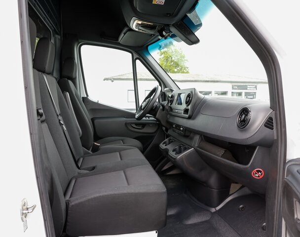 MERCEDES-BENZ Sprinter 317 Maxi,9GTronic,MBUX,Kamera,Klima - Товарен бус: снимка 3 MERCEDES-BENZ Sprinter 317 Maxi,9GTronic,MBUX,Kamera,Klima - Товарен бус: снимка 3