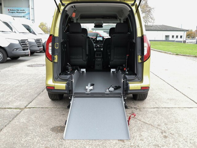 MERCEDES-BENZ T 180 Progressive,AMF Rollstuhlrampe,LED,Navi... - Пътнически бус: снимка 2 MERCEDES-BENZ T 180 Progressive,AMF Rollstuhlrampe,LED,Navi... - Пътнически бус: снимка 2