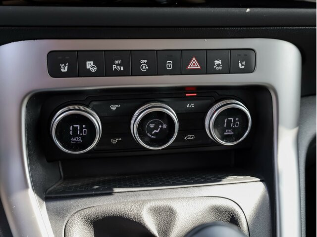 Пътнически бус MERCEDES-BENZ T 180 d,Progressive,LED.AHK,MBUX,Navi,Kamera: снимка 8
