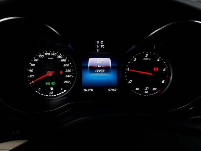 MERCEDES-BENZ V 300 Marco Polo,Allrad,EasyUp,Leder,AHK 2,5To - Кемпер ван: снимка 5 MERCEDES-BENZ V 300 Marco Polo,Allrad,EasyUp,Leder,AHK 2,5To - Кемпер ван: снимка 5