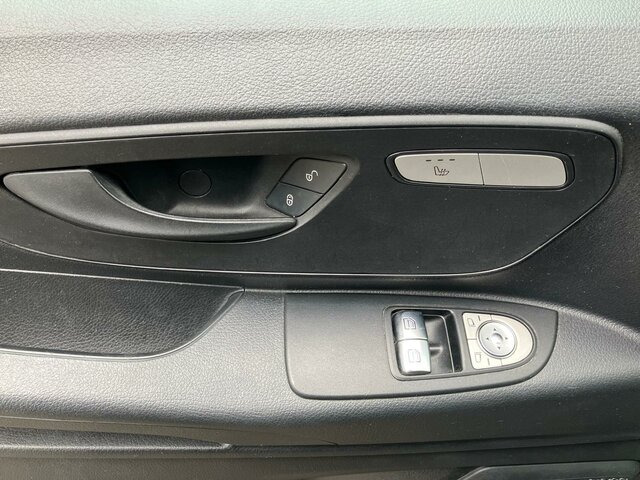 MERCEDES-BENZ Vito 114 Mixto Extralang,Klima,Tempomat,Standhzg... - Пътнически бус: снимка 5 MERCEDES-BENZ Vito 114 Mixto Extralang,Klima,Tempomat,Standhzg... - Пътнически бус: снимка 5