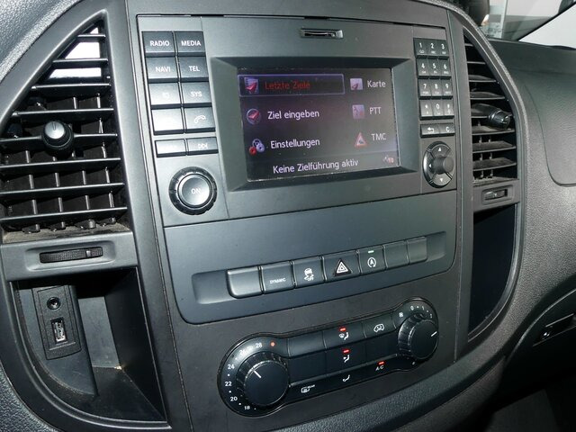 MERCEDES-BENZ Vito 114 TourerPro,Allrad,Automatik,8Sitzer - Микробус, Пътнически бус: снимка 4 MERCEDES-BENZ Vito 114 TourerPro,Allrad,Automatik,8Sitzer - Микробус, Пътнически бус: снимка 4